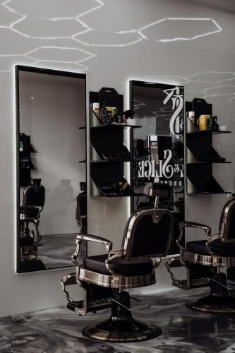 Barber Shop 1